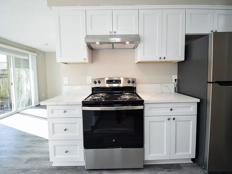 3930 SW Plum St #1-3-8 — Photo 2