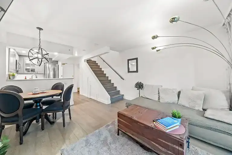 1111 Haro St #105 — Photo 5