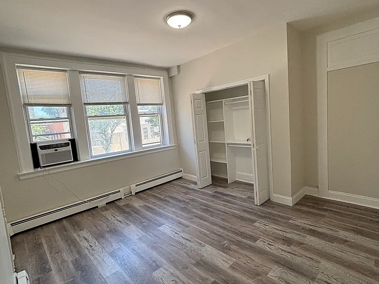70 Pine St #1 — Photo 1