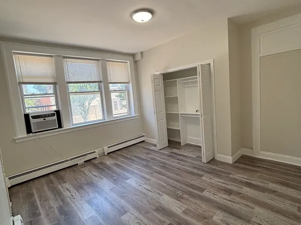 70 Pine St APT 1, Montclair, NJ 07042