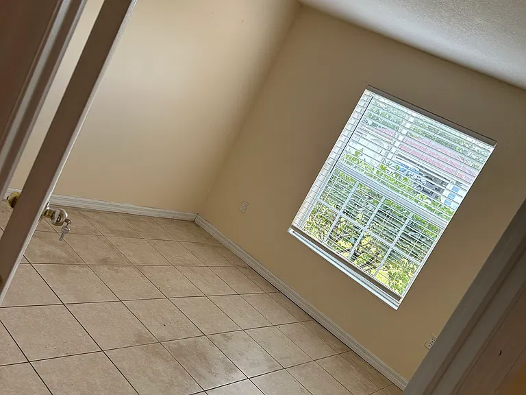 612 Bluebill Ln #B — Photo 9