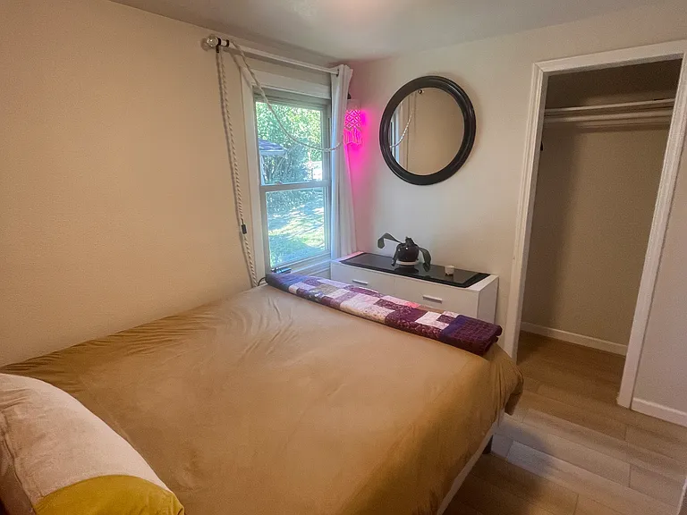 9011 15th Ave SW — Photo 4