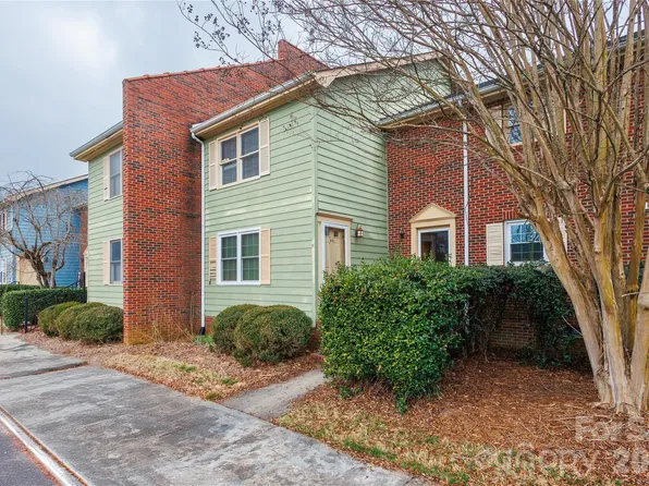 1300 Larchmont Pl APT 810, Salisbury, NC 28144