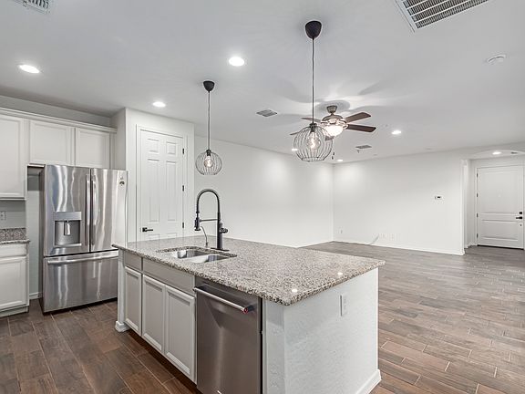 4th image of 3679 E Perkinsville St