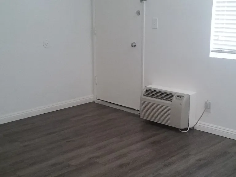 3293 W Cahuenga Blvd #114 — Photo 9