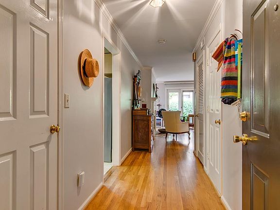 2nd image of 102 Hillsboro Pl