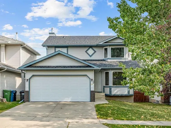 39 Arbour Wood Close NW, Calgary, AB T3G 4A8