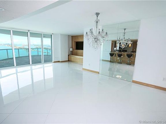 4th image of 1800 N Bayshore Dr APT 3601