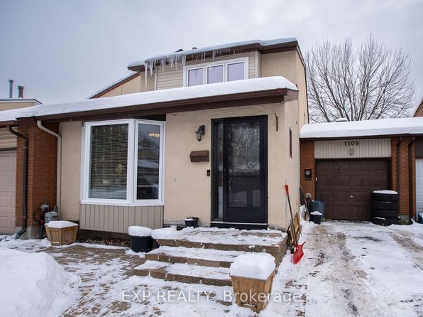 1108 Grenoble Cres, Ottawa, ON K1C 2C6