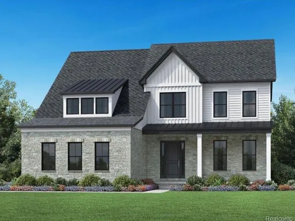 762 Sutton Ct, Saline, MI 48176