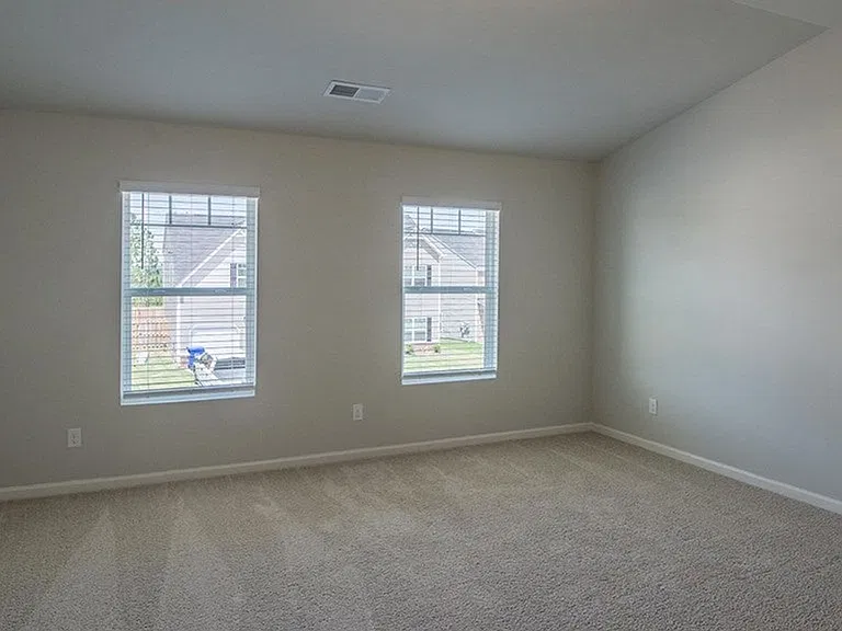 308 Geranium St — Photo 11