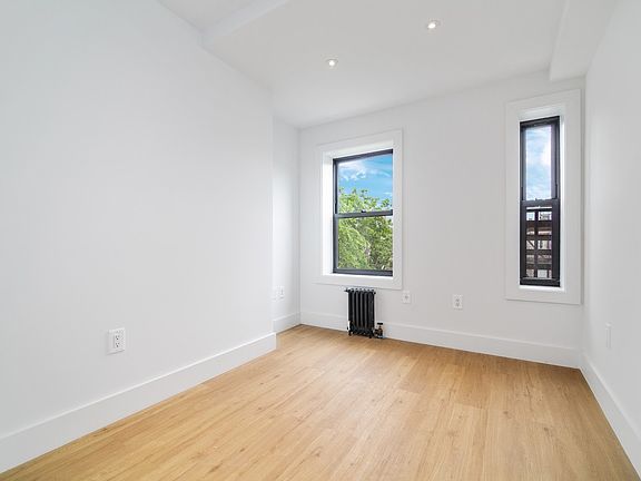 3rd image of 106 Bayard St #1A