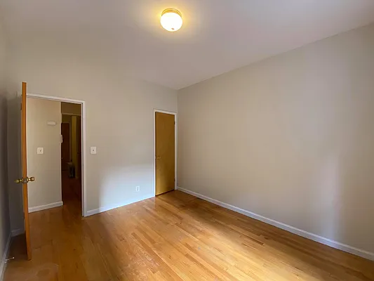 Rented by Oxford Property Group | media 11