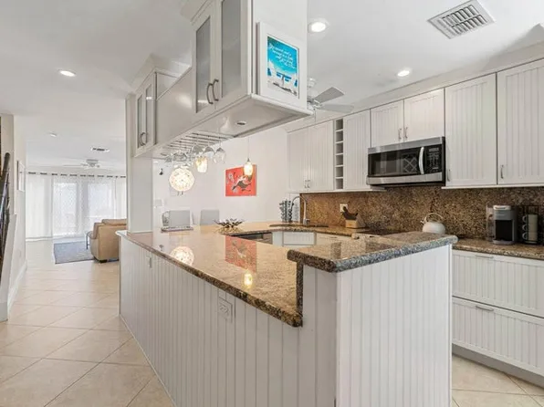 842 SE 19th Ave #103, Deerfield Beach, FL 33441