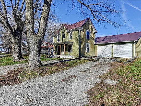4th image of 511 N Main St