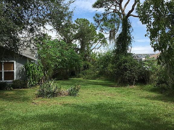 3rd image of 1934 Gardenia Ave