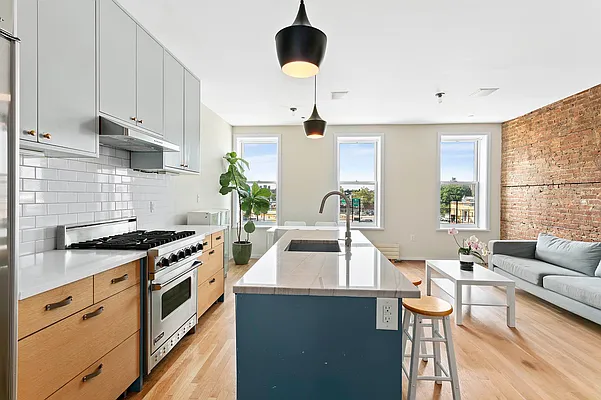 Rented by Corcoran | media 1