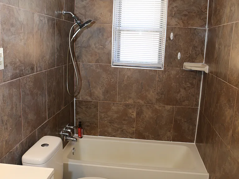 1301 Bandera Ln — Photo 32