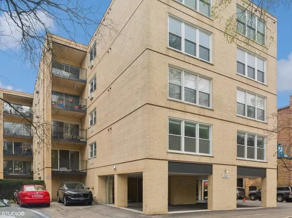 2141 Ridge Ave, Evanston, IL 60201