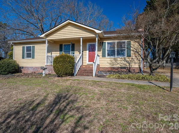 2326 Firmin Ct, Gastonia, NC 28056