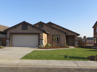 3320 Holland Ave, Clovis, CA 93611
