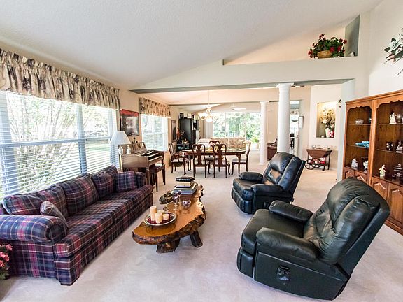 3rd image of 1413 Florida Moss Ln