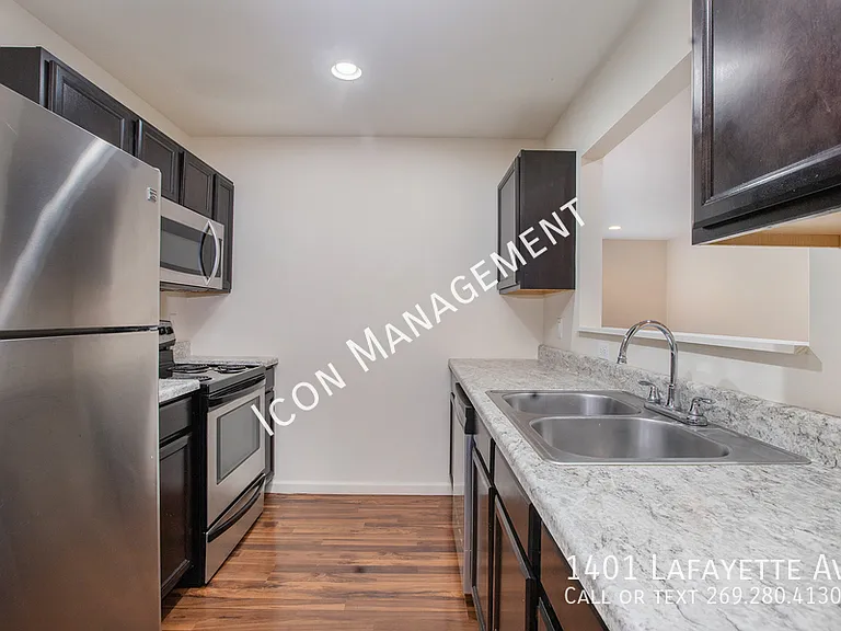 1401 Lafayette Ave — Photo 4