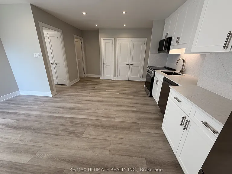 699 Balliol St #303 — Photo 7