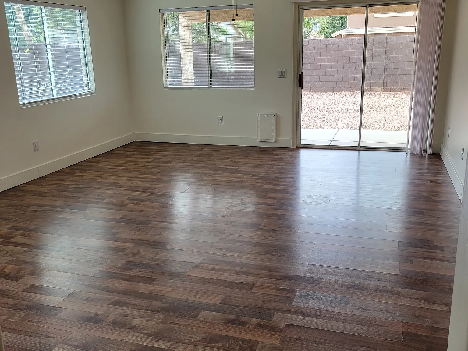 2 bed, 1285 sqft, $1,875 — Photo 2