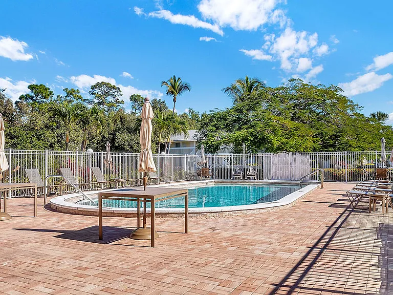 4625 Bayshore Dr #D3 — Photo 39