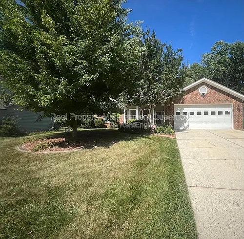 3910 Armitage Dr Photo 1