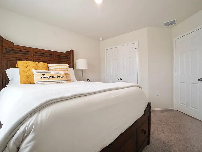 11112 Mestengo Dr — Photo 18