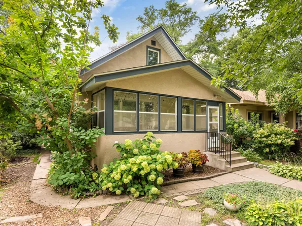 2410 35th Ave S, Minneapolis, MN 55406