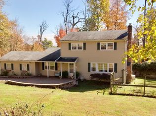 1770 Cedarcrest Rd, Bound Brook, NJ 08805