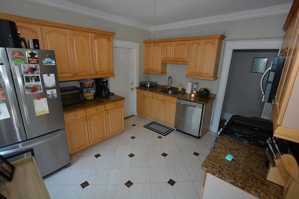 2 bed, 1050 sqft, $3,475 — Photo 4