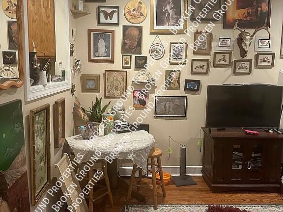 4th image of 211 S Jessup St #A