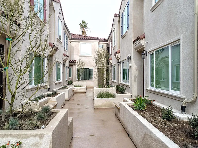 The Views Apartment Homes — Photo 34