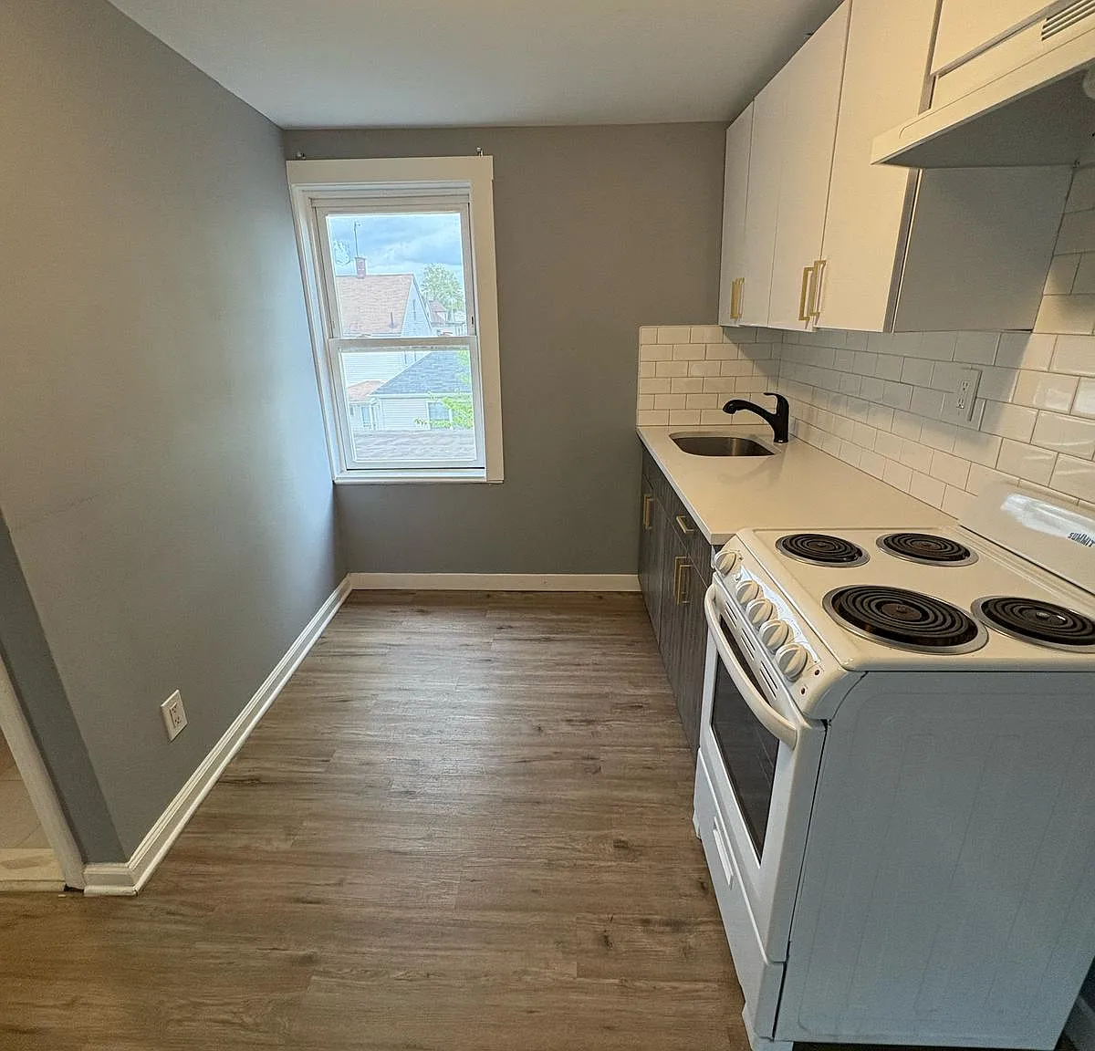 11 Cliff Hill Pl — Photo 1
