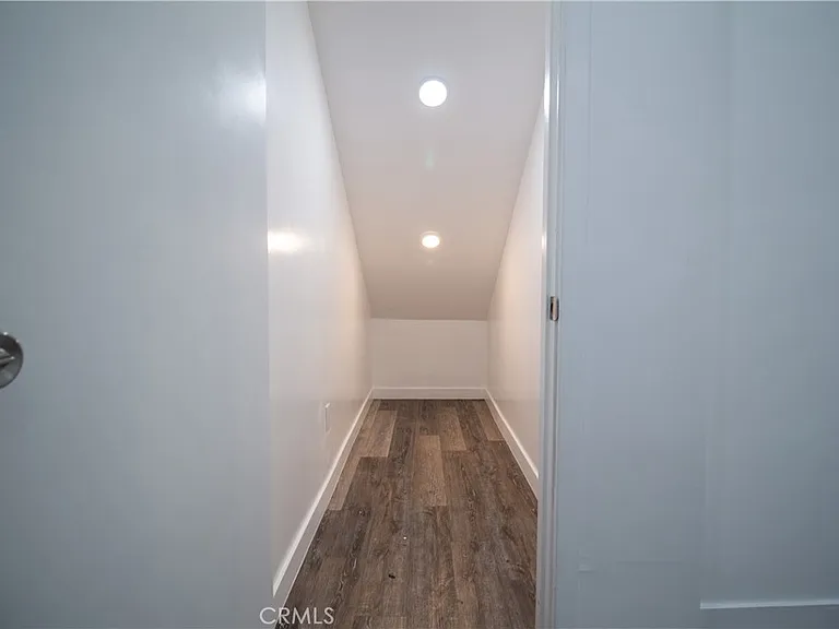1112 Elden Ave #4 — Photo 10