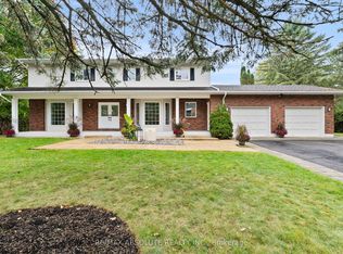 6 Howard Ct, Ottawa, ON K2J3Z8