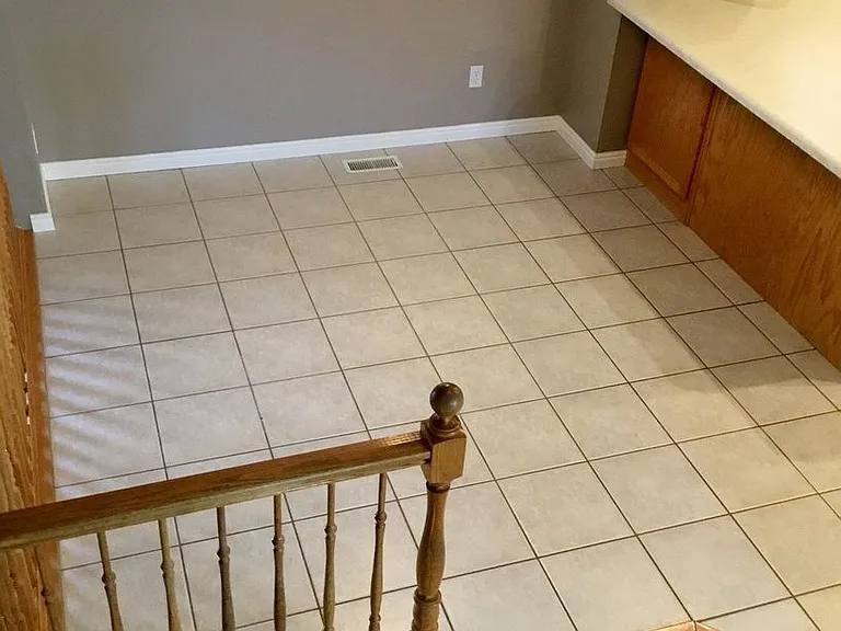 1010 N 3575 W — Photo 5
