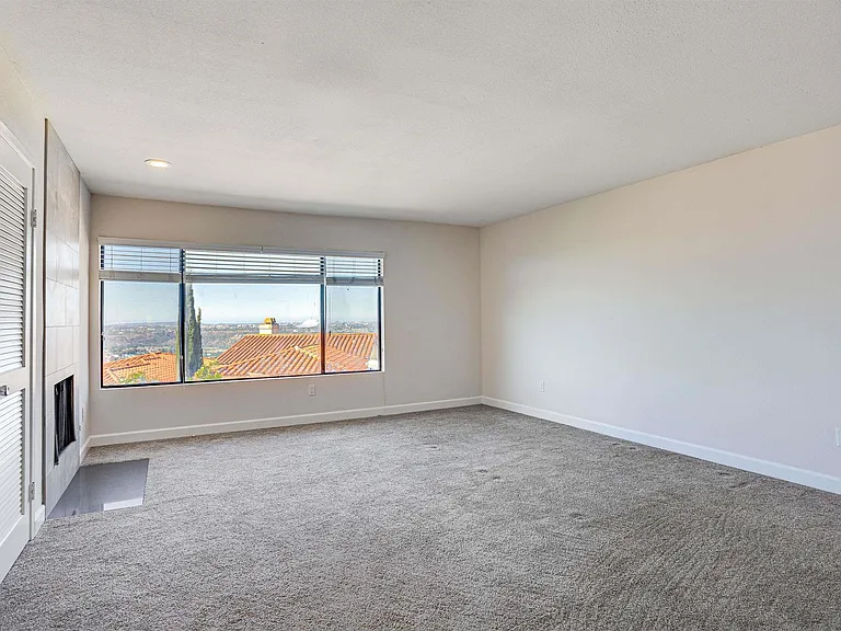 6189 Caminito Sacate — Photo 4