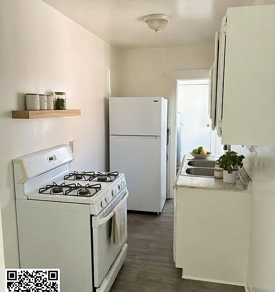1187 W 37th Dr #1191 — Photo 3