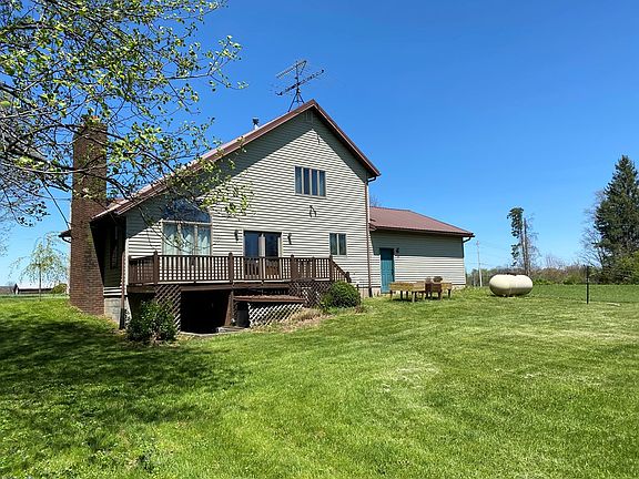 3rd image of 939 Township Road 1104