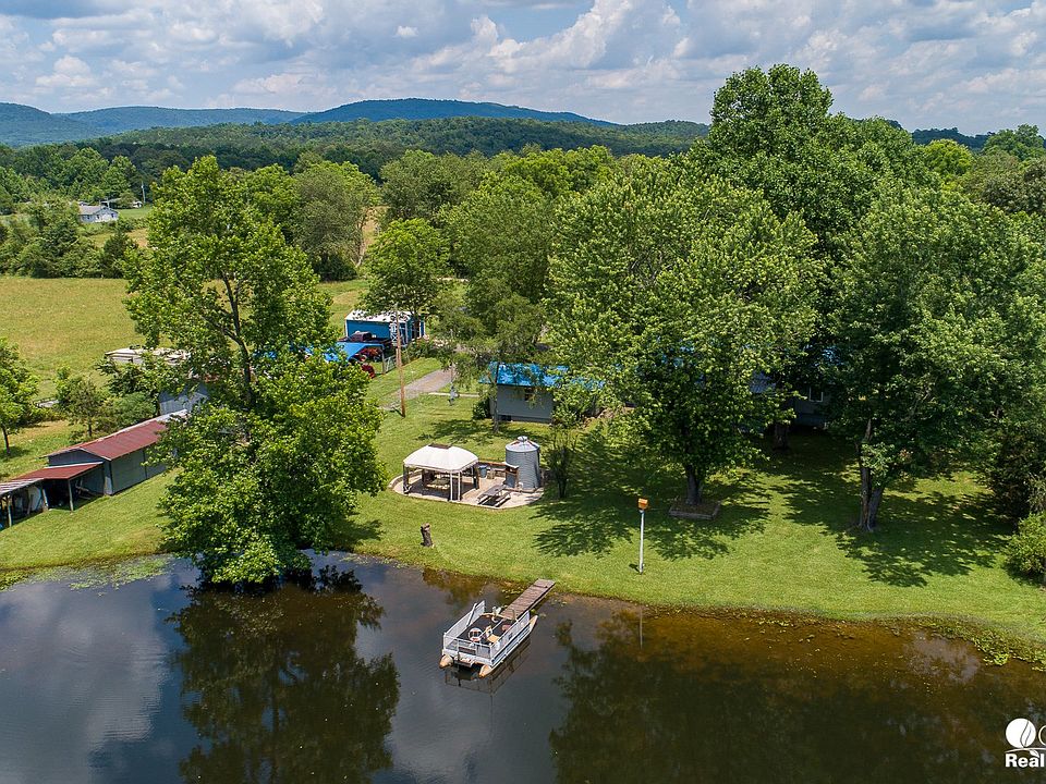 1st image of 111 Blissful Ln