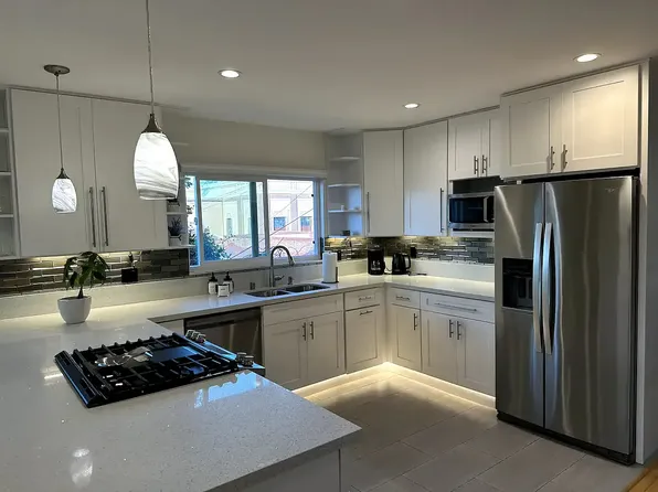 854 Brooks Ave, Venice, CA 90291