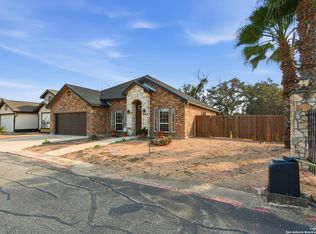 101 N Sutton, Uvalde, TX 78801