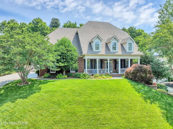 10212 Meadow Ridges Ln, Knoxville, TN 37922