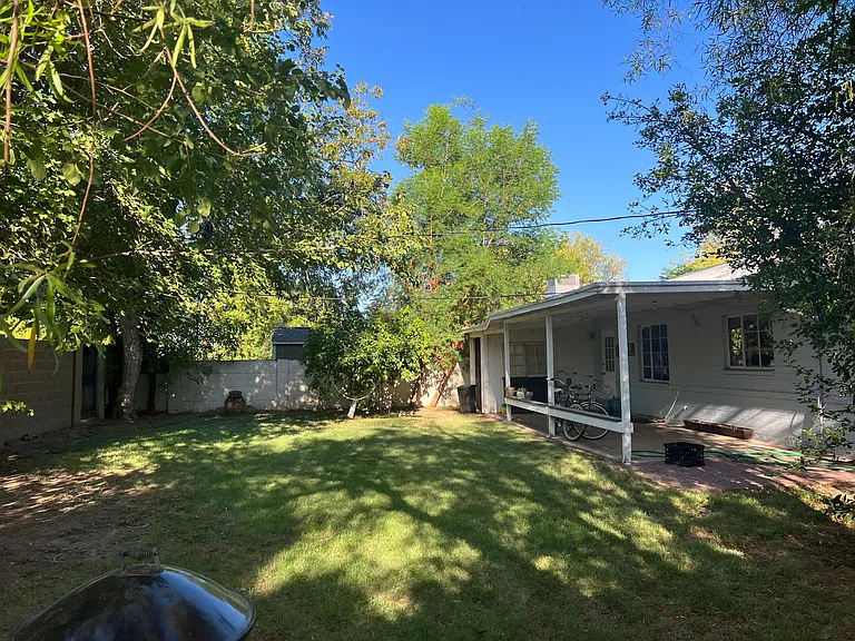 4239 E Flower St — Photo 6