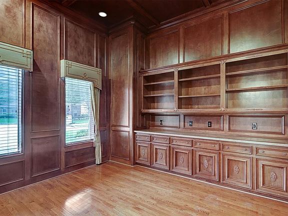 5th image of 1315 Glenhilshire Dr